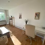 Sharon's Oasis Апартаменты *
