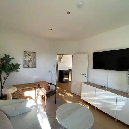 Sharon's Oasis Ульм